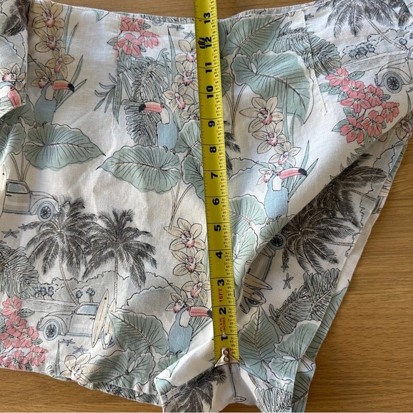 C&C California 100% Linen Shorts Size 6 Tropical Print Tie Front Coastal Boho - Picture 9 of 10